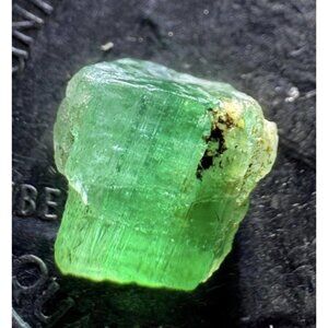 Emerald Crystal - 2.7 carats #129
